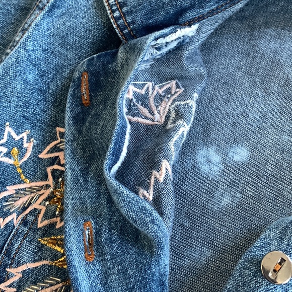 Acid Wash Puff Sleeve Peplum Blouse Jacket Layer Embroidered Size Medium - Picture 12 of 12